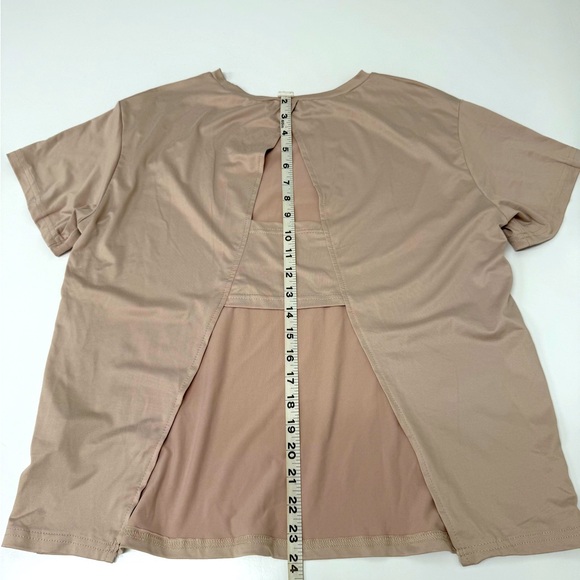 NWOT Open Back Twist T-Shirt – Light Pink/Cream – Size M - Picture 7 of 7